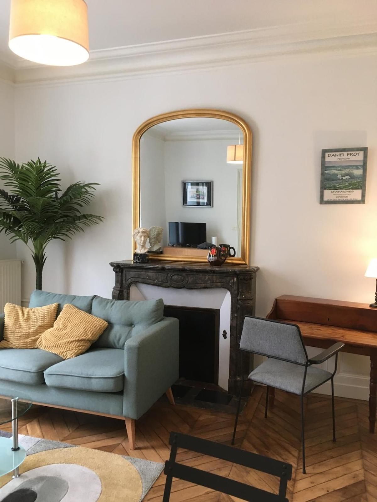 Ancien, Lit 160 Appartement *